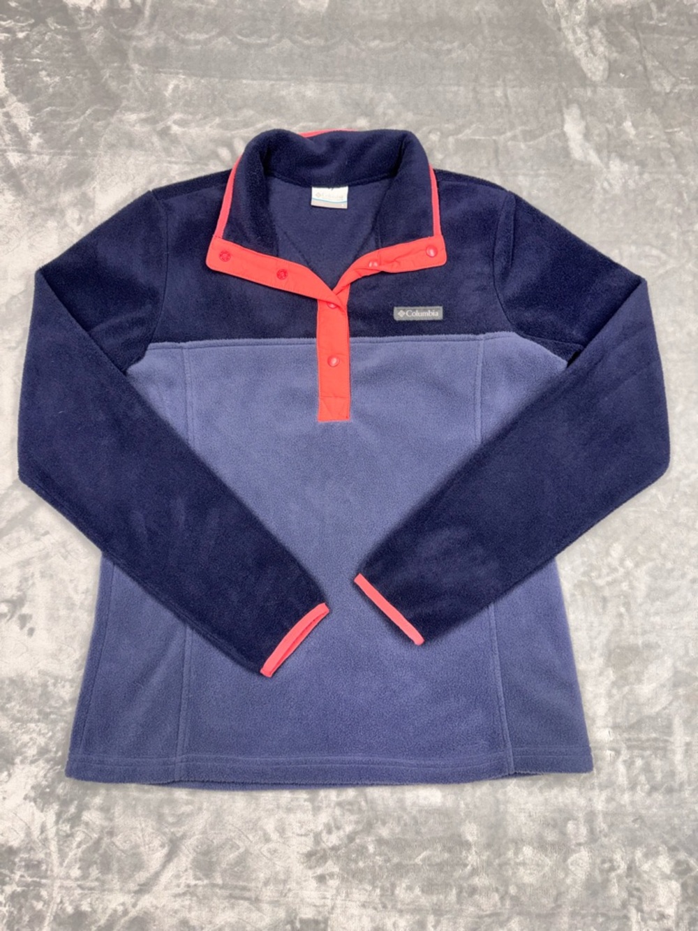 Columbia‎ Women's Navy and salmon Fleece pullover